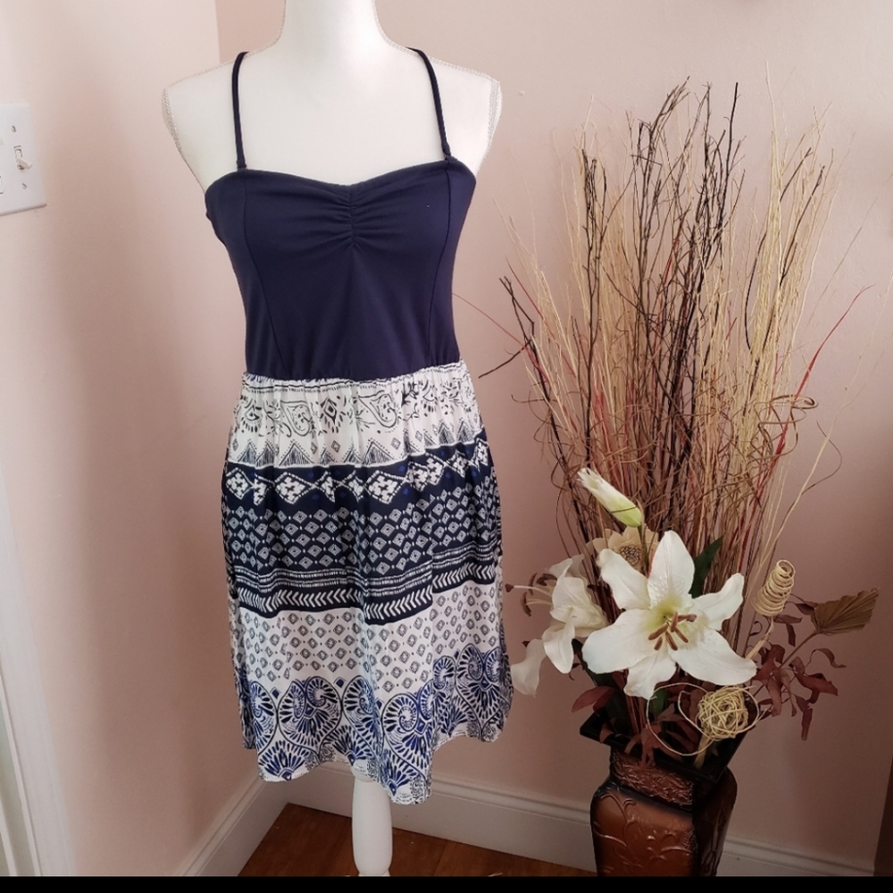 ROXY dress size XL color blue and white sleeveless